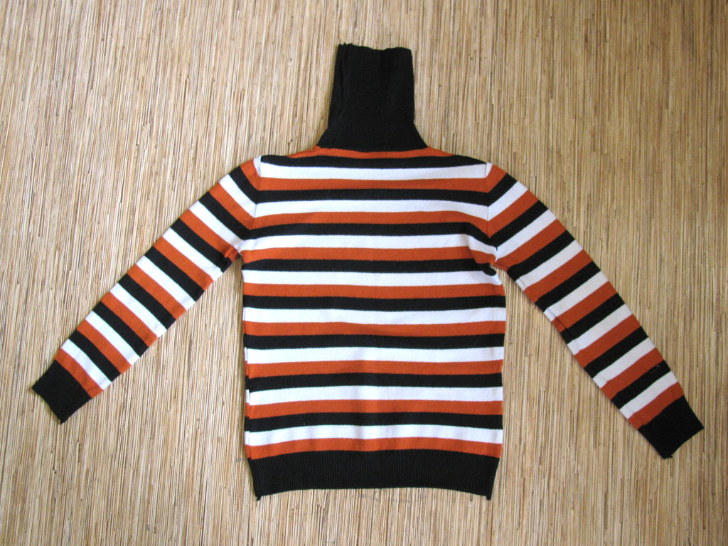 Полосатый женский свитер 42-44 размера
