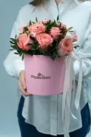 Цветы в шляпной коробке